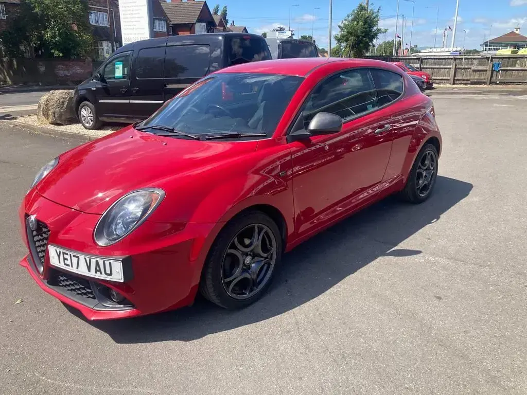 Used Alfa Romeo MiTo Super 105 HP (77 kW) 2017 Red Hatchback