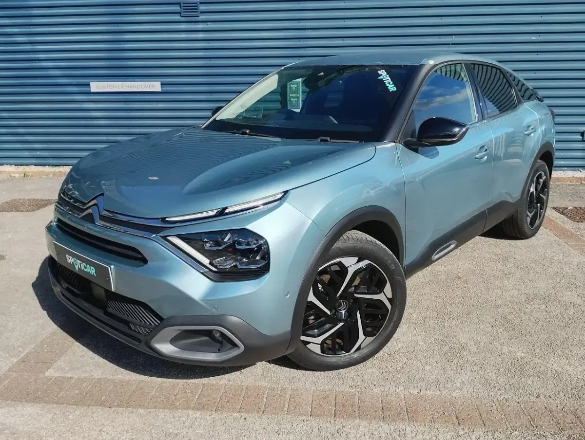 Used Citroën C4 PureTech 127 HP (93 kW) 2022 Blue Hatchback