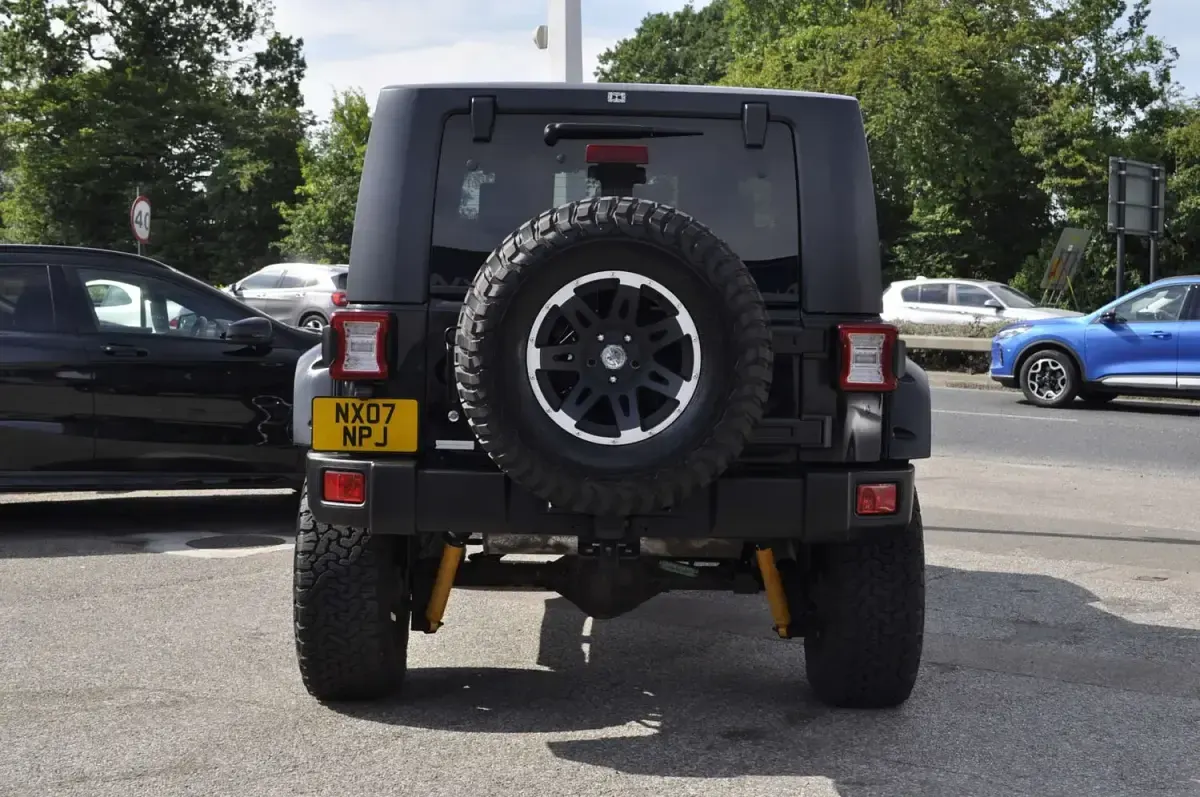 Used Jeep Wrangler Rubicon 196 HP (144 kW) 2007 Black SUV