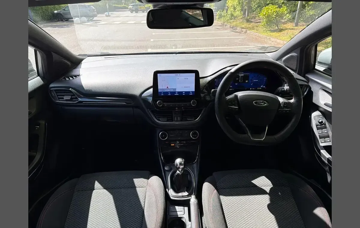 Used Ford Puma ST-Line 153 HP (112 kW) 2024 Silver SUV