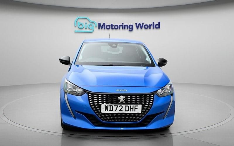 Used Peugeot 208 Allure+ 102 HP (75 kW) 2023 Blue Hatchback