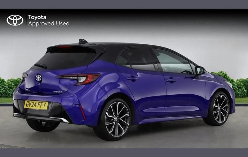 Used Toyota Corolla 138 HP (101 kW) 2024 Blue Hatchback