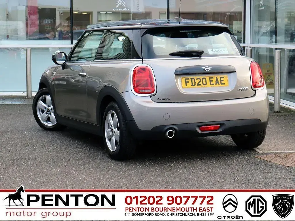 Used Mini Cooper Classic 136 HP (100 kW) 2020 Silver Hatchback