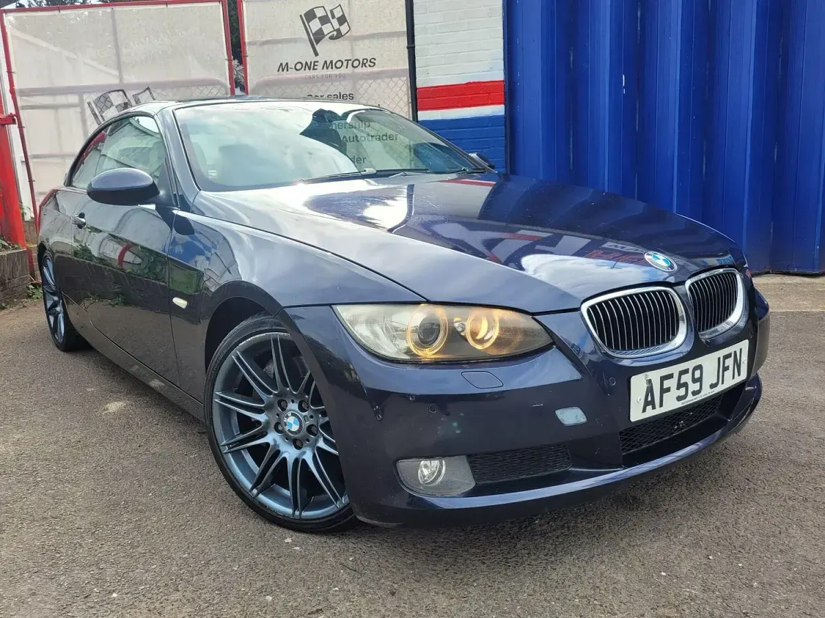 Used BMW 330 Advantage 2009 Blue Cabriolet