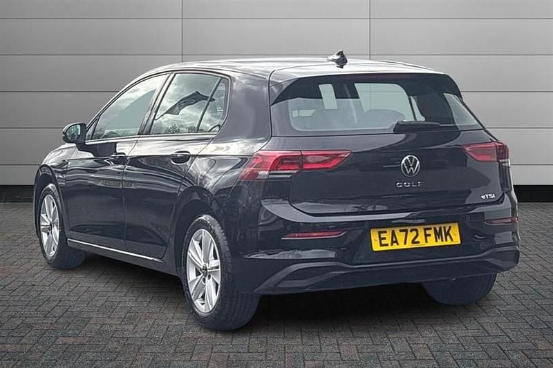 Used VW Golf VIII Life 150 HP (110 kW) 2022 Black Hatchback