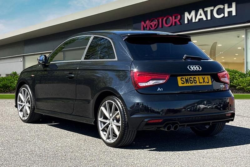Usado Audi A1 Black Edition 2016 Preto Citadino