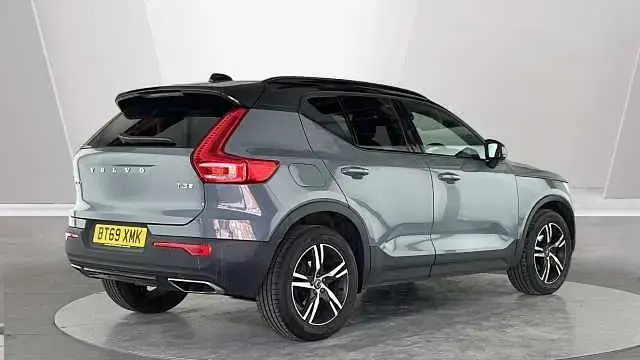 Used Volvo XC40 R-Design 161 HP (118 kW) 2020 Grey SUV