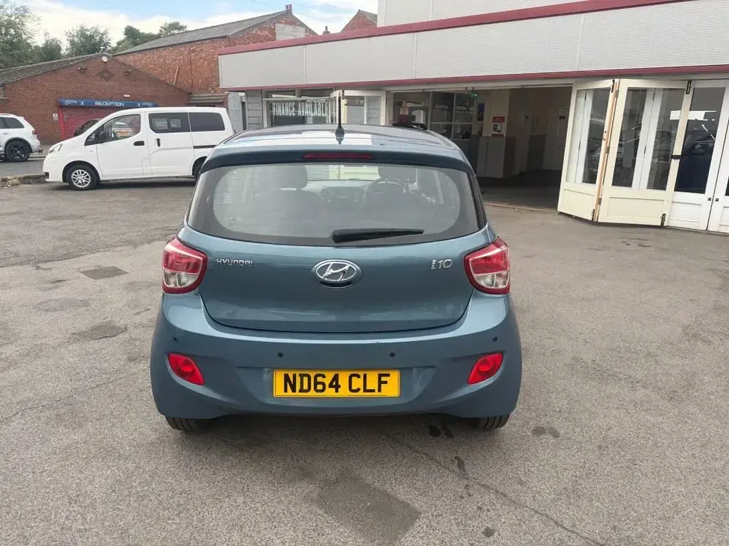 Used Hyundai i10 SE 67 HP (49 kW) 2014 Blue Hatchback