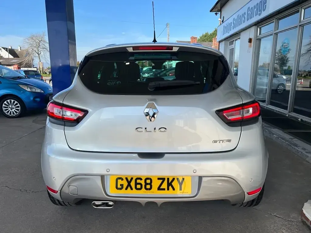 Gebraucht Renault Clio IV GT-Line 90 PS (66 kW) 2018 Silber Kleinwagen