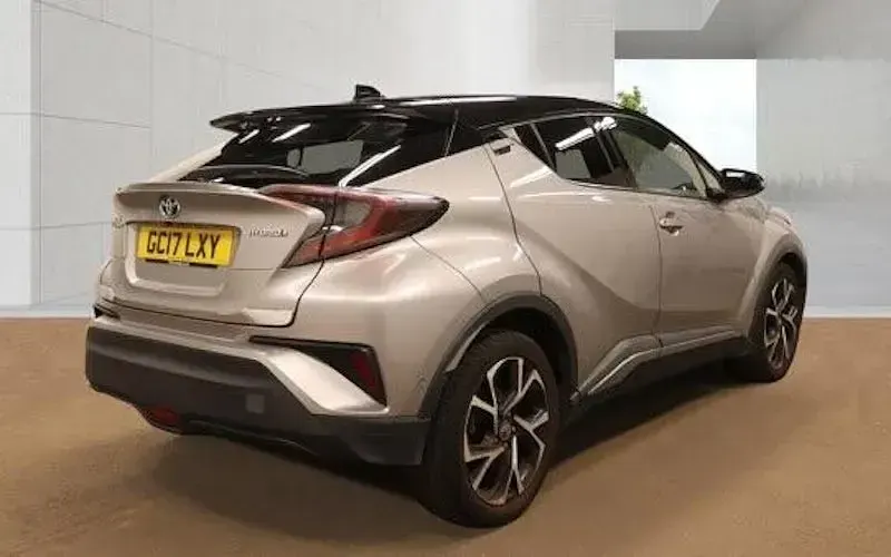 Used Toyota C-HR 122 HP (89 kW) 2019 SUV