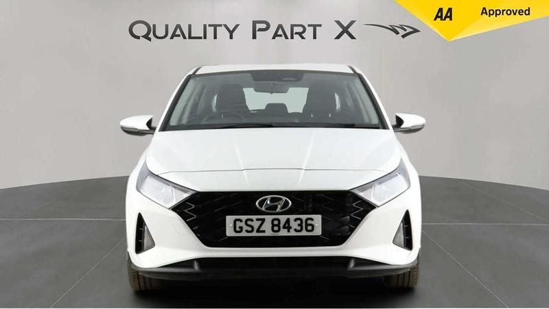 Used Hyundai i20 SE 2023 White Hatchback