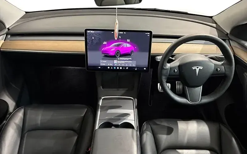 Used Tesla Model Y Performance 317 kW (432 HP) 2022 White SUV