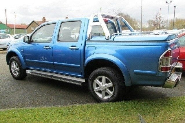 Used Isuzu Pick up 129 HP (94 kW) 2005 Pickup