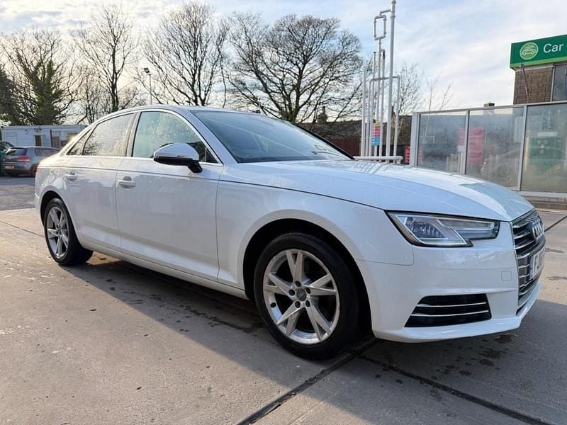 Begagnad Audi A4 Sport 150 HK (110 kW) 2016 Vit Sedan