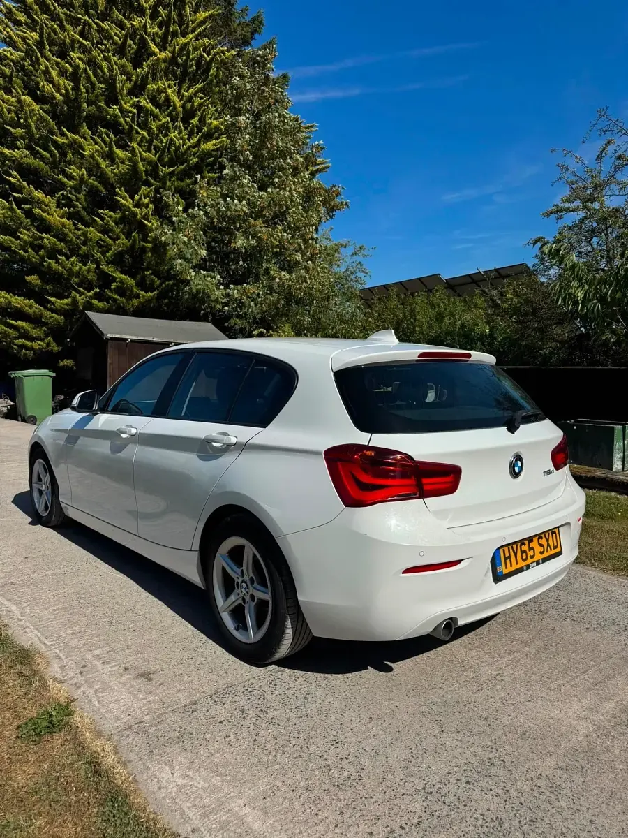 Used BMW 116 Efficient Dynamics 2015 White Hatchback