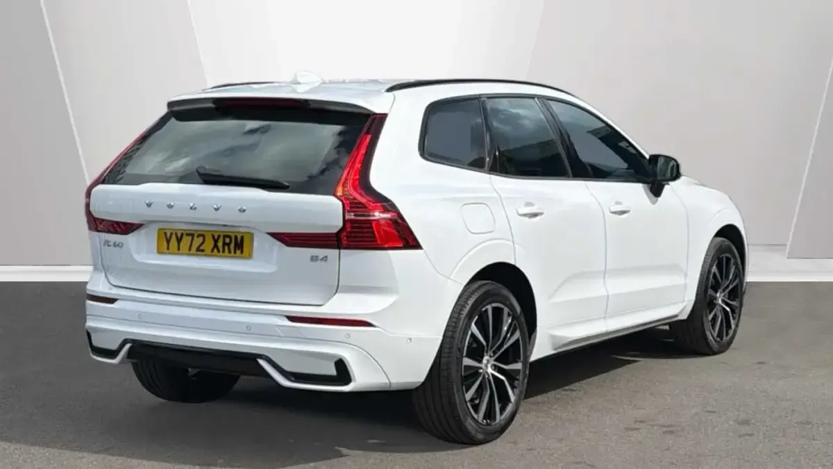 Used Volvo XC60 Plus 194 HP (142 kW) 2023 SUV