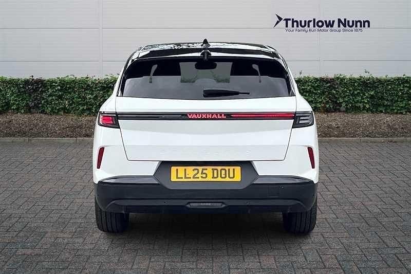 Used Vauxhall Grandland X 136 HP (100 kW) 2025 White SUV