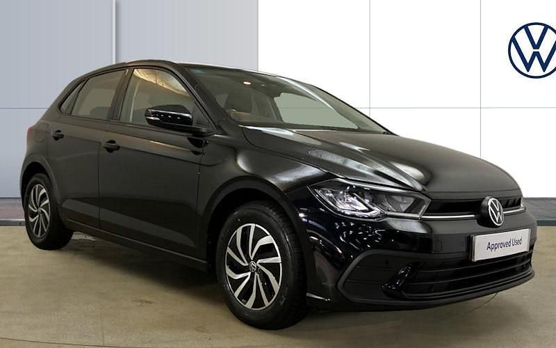 Used 2025 VW Polo Life Hatchback | £14,655 (Good price) - Image 1/4