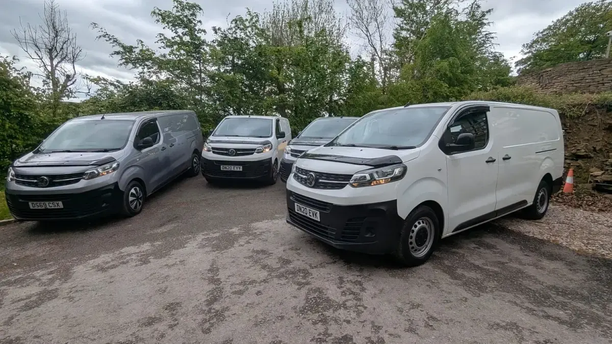 Used Vauxhall Vivaro Edition 100 HP (73 kW) 2020 White MPV
