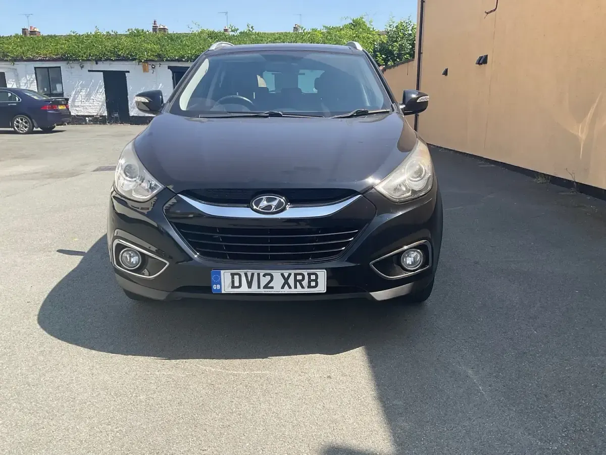 Used Hyundai ix35 Premium 115 HP (84 kW) 2012 Black SUV