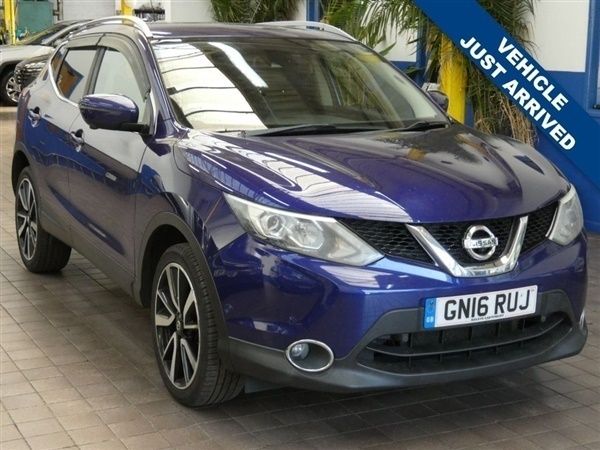Blue Used 2016 Nissan Qashqai S SUV | £7,450 (Fair price) - Image 1/2