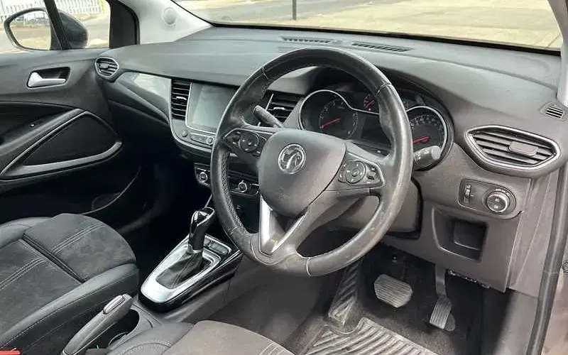 Used Vauxhall Crossland Ultimate 131 HP (96 kW) 2023 Grey SUV