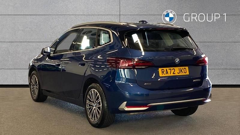 Used BMW 225 Active Tourer Luxury Line 242 HP (177 kW) 2023 Blue MPV