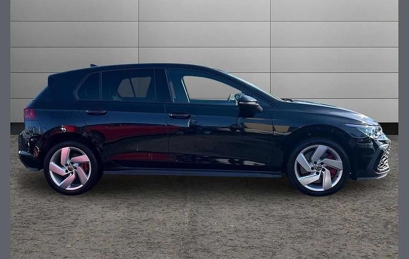 Used VW Golf VIII GTE 245 HP (180 kW) 2022 Black Hatchback