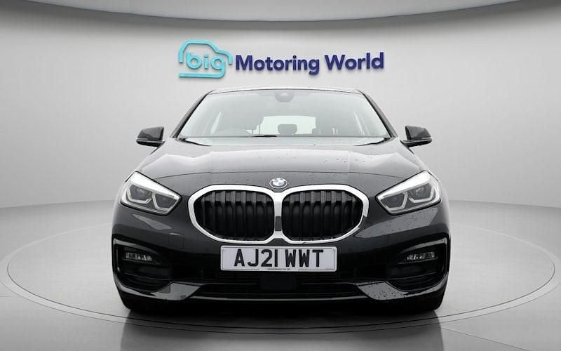 Used BMW 118 Sport Line 150 HP (110 kW) 2021 Black Hatchback