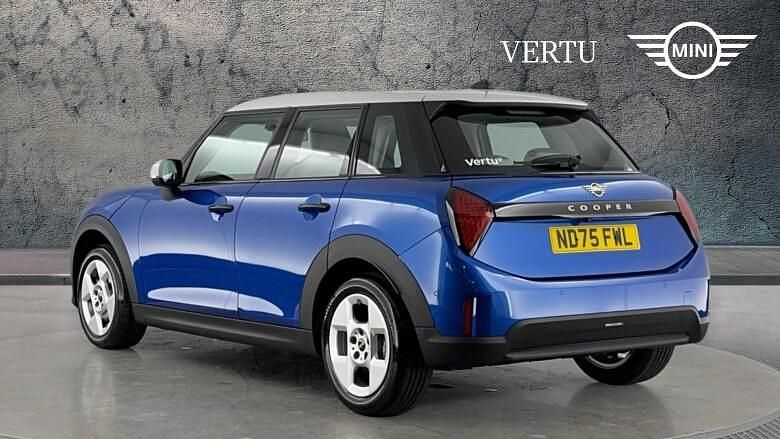 New Mini Cooper Classic 114 kW (156 HP) 2025 Hatchback