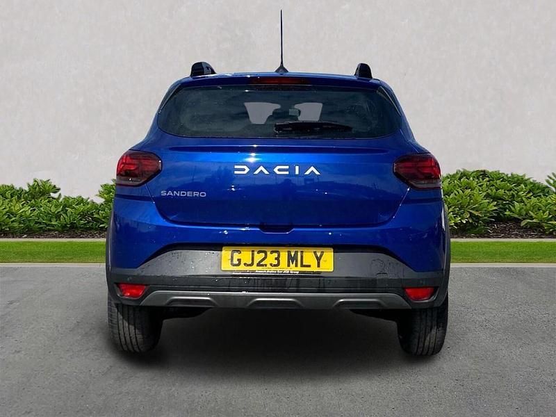 Used Dacia Sandero Expression 90 HP (66 kW) 2023 Blue Hatchback