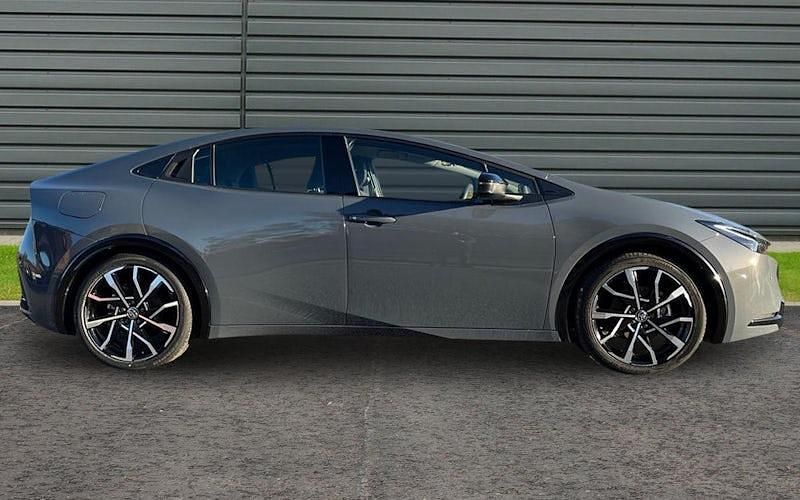 Used Toyota Prius 223 HP (164 kW) 2026 Hatchback