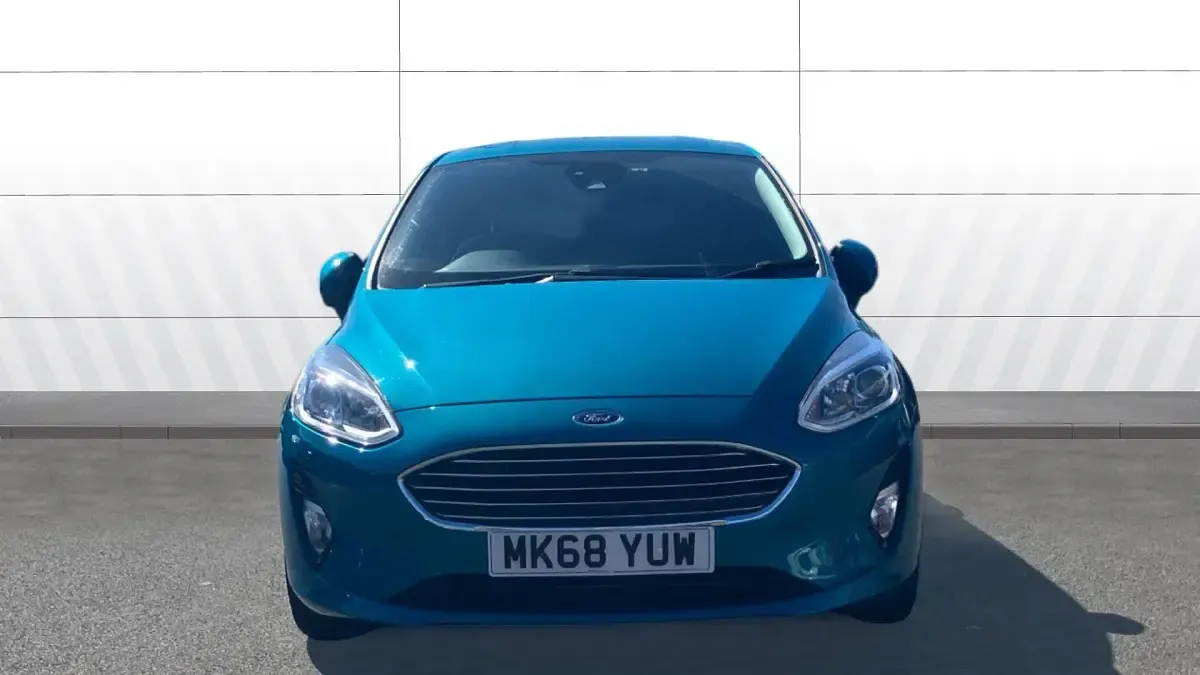 Używany Ford Fiesta Titanium 100 KM (73 kW) 2009 Hatchback