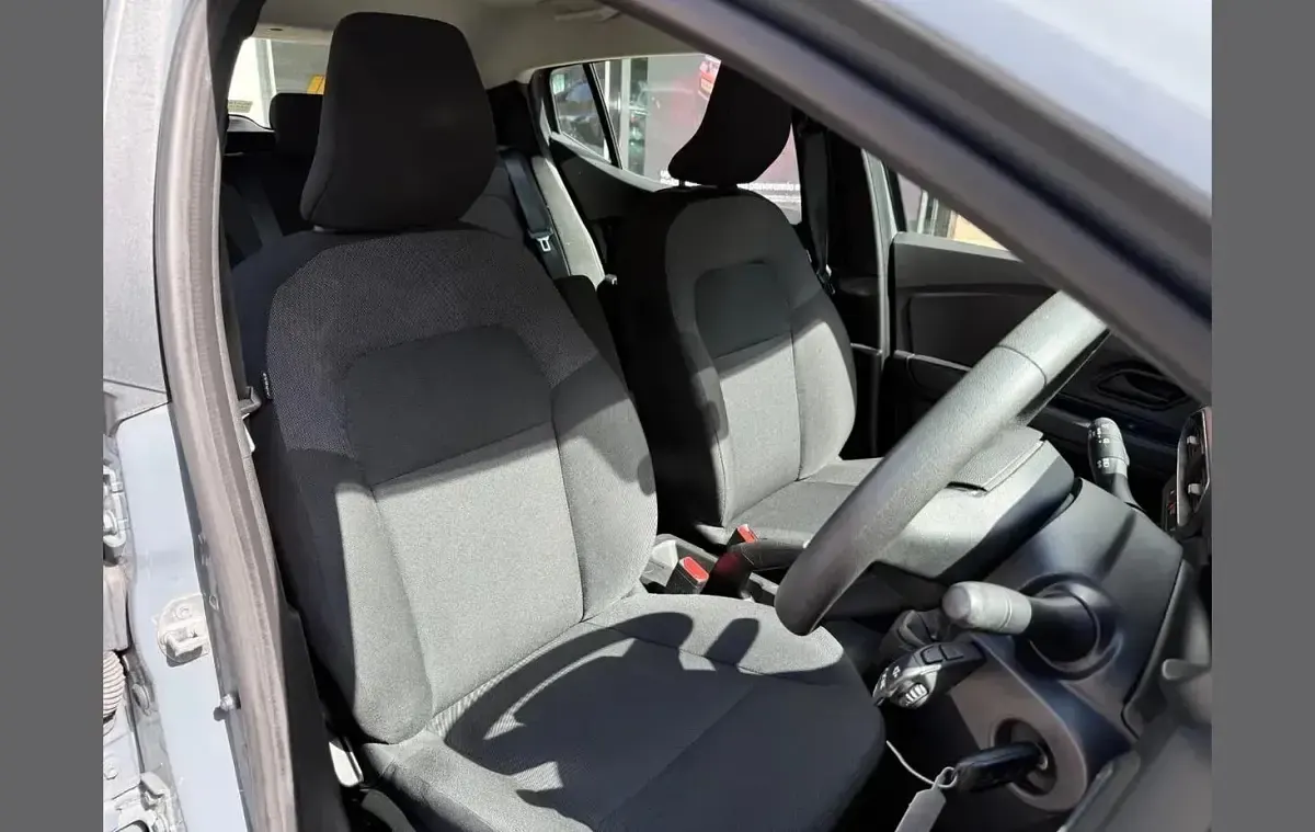 Used Dacia Sandero Essentiel 90 HP (66 kW) 2023 Grey Hatchback