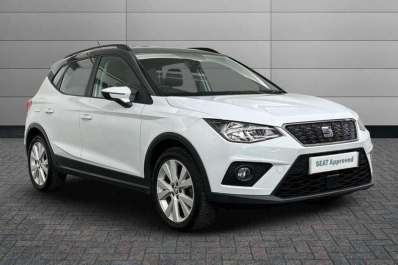 White Used 2021 Seat Arona SE SUV | £11,500 (Fair price) - Image 1/4