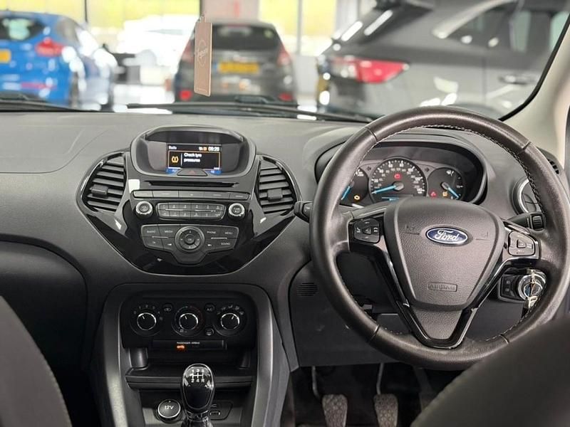 Used Ford Ka Plus Zetec 70 HP (51 kW) 2018 Blue Hatchback