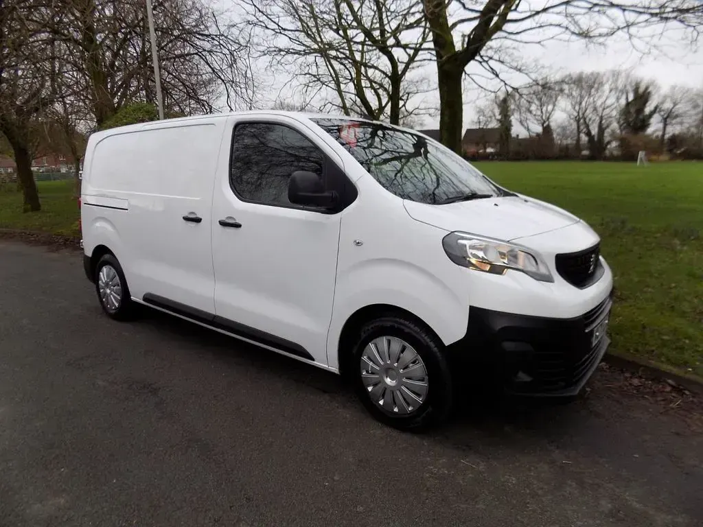 Used Peugeot Expert Premium 2022 White Van