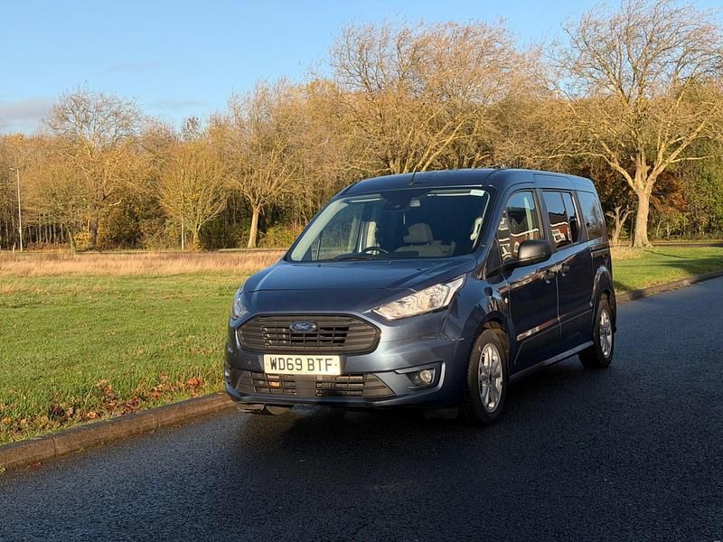 Blue Used 2019 Ford Tourneo Zetec MPV | £11,950 (Expensive) - Image 1/4