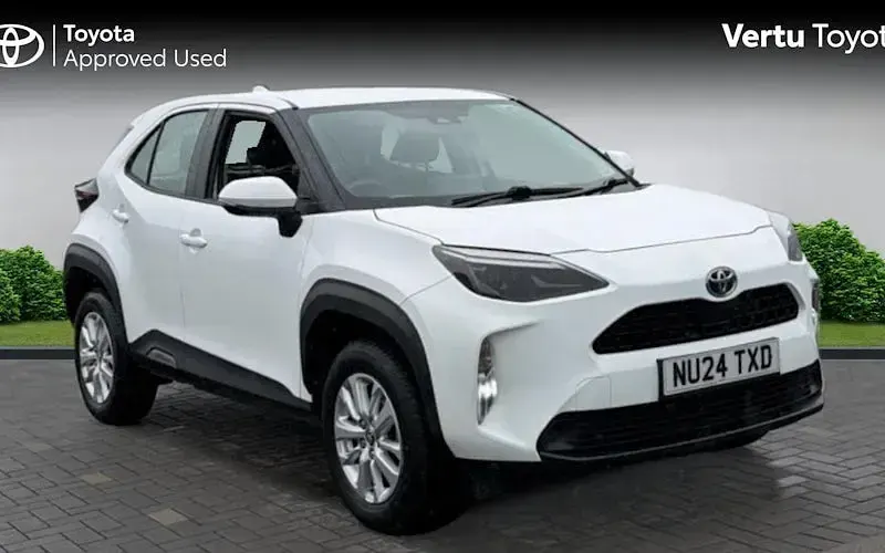 Used Toyota Yaris Hybrid 116 HP (85 kW) 2026 Estate