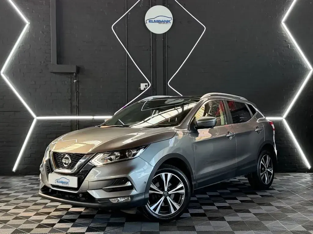 Used Nissan Qashqai N-Connecta 115 HP (84 kW) 2018 Grey SUV