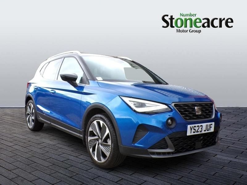 Blue Used 2023 Seat Arona FR Sport SUV | £15,795 (Fair price) - Image 1/4