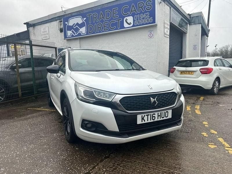 White Used 2016 DS Automobiles DS4 Hatchback | £3,895 (Fair price) - Image 1/4