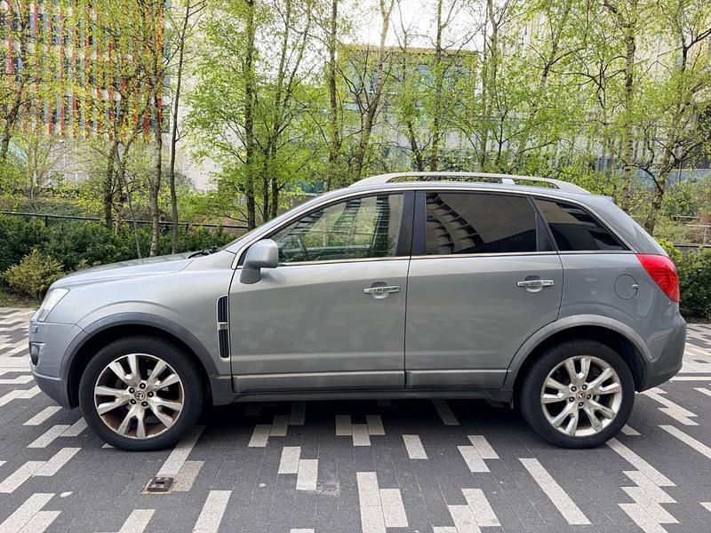 Used Vauxhall Antara 163 HP (119 kW) 2012 Grey SUV