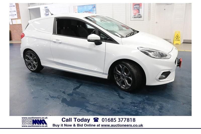 Used Ford Fiesta Sport 125 HP (91 kW) 2021 White Hatchback