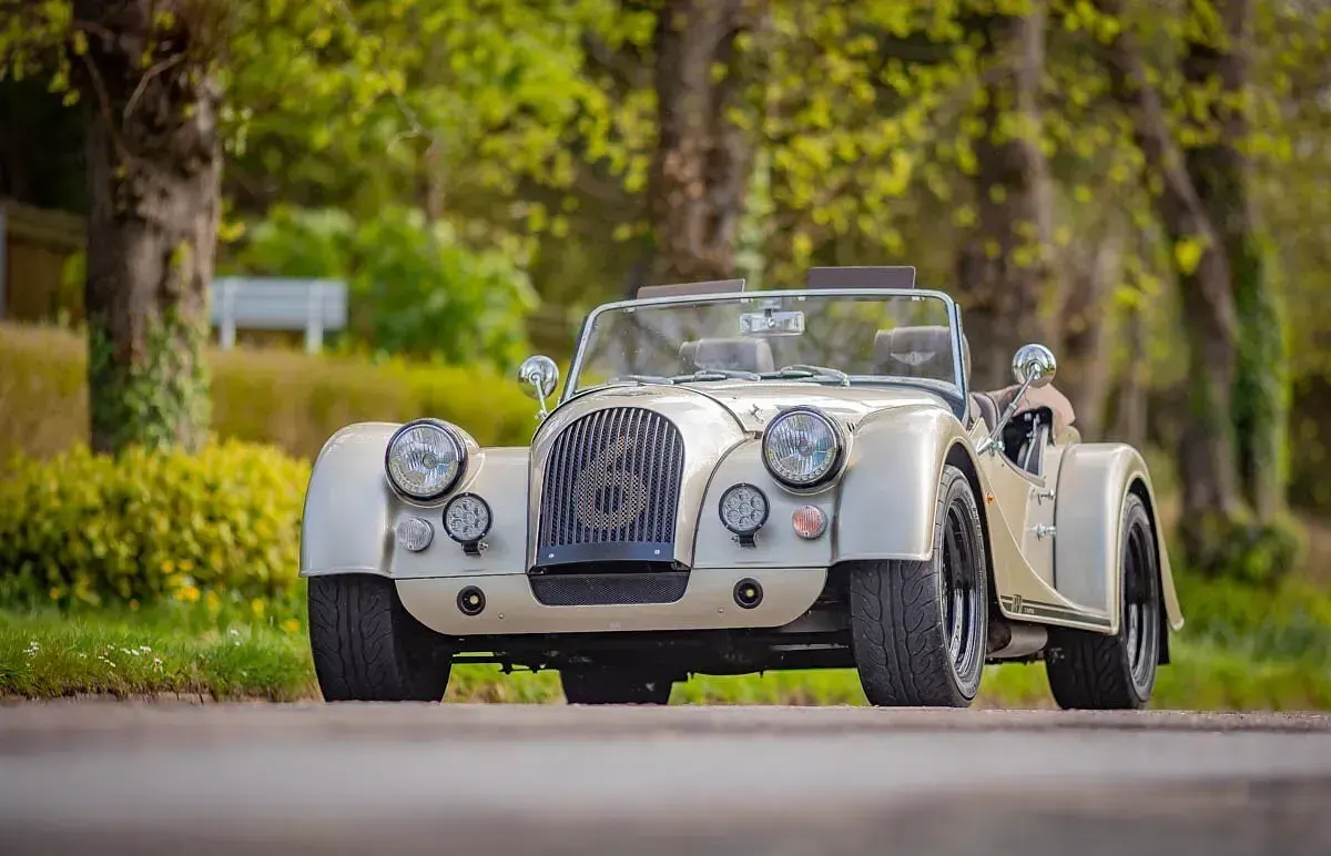 Used Morgan Roadster 280 HP (205 kW) 2016 Gold Cabriolet