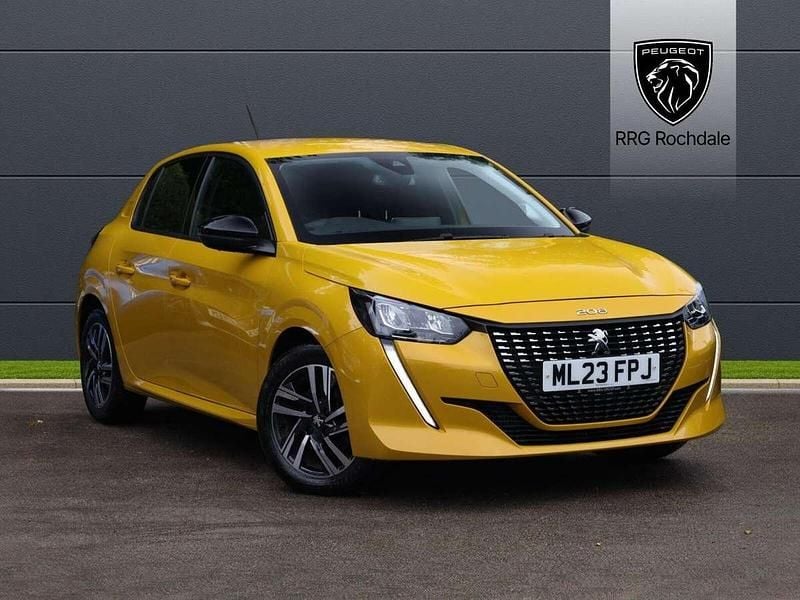 Yellow Used 2023 Peugeot 208 Allure+ Hatchback | £14,295 (Fair price) - Image 1/4