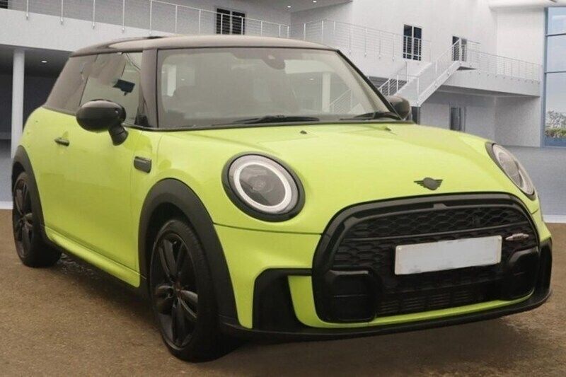 Used 2023 Mini Cooper Premium Hatchback | £21,995 - Image 1/1