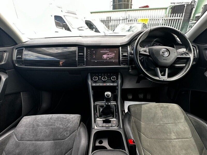 Image 2/4