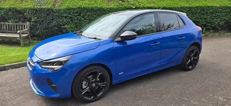 Second-hand Vauxhall Corsa 2021 Albastru Hatchback