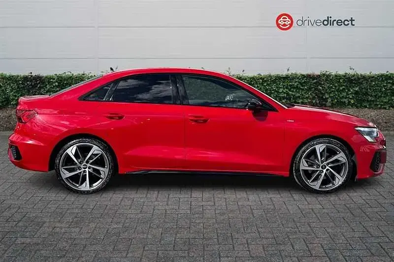 Used Audi A3 Advanced 150 HP (110 kW) 2021 Red Sedan